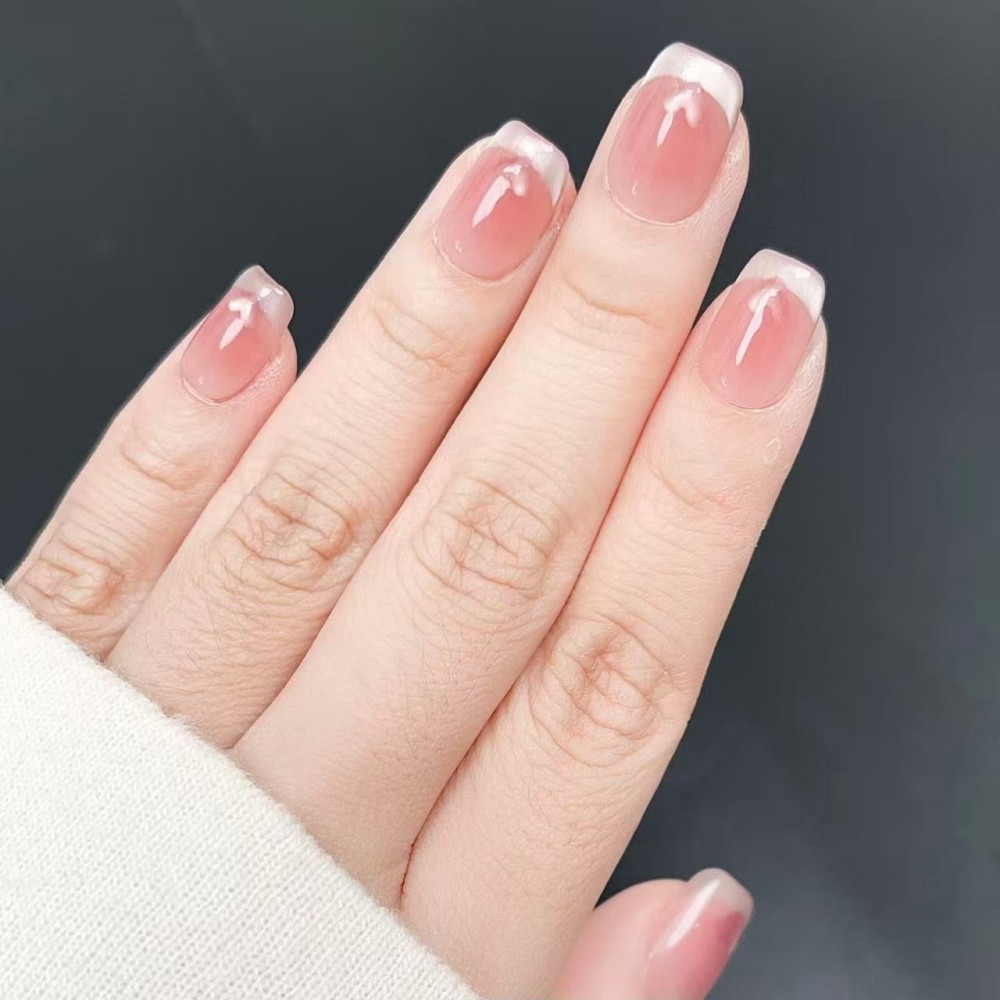 Kazinails : faux ongles faits à la main – Rouge Intime, cœur 3D