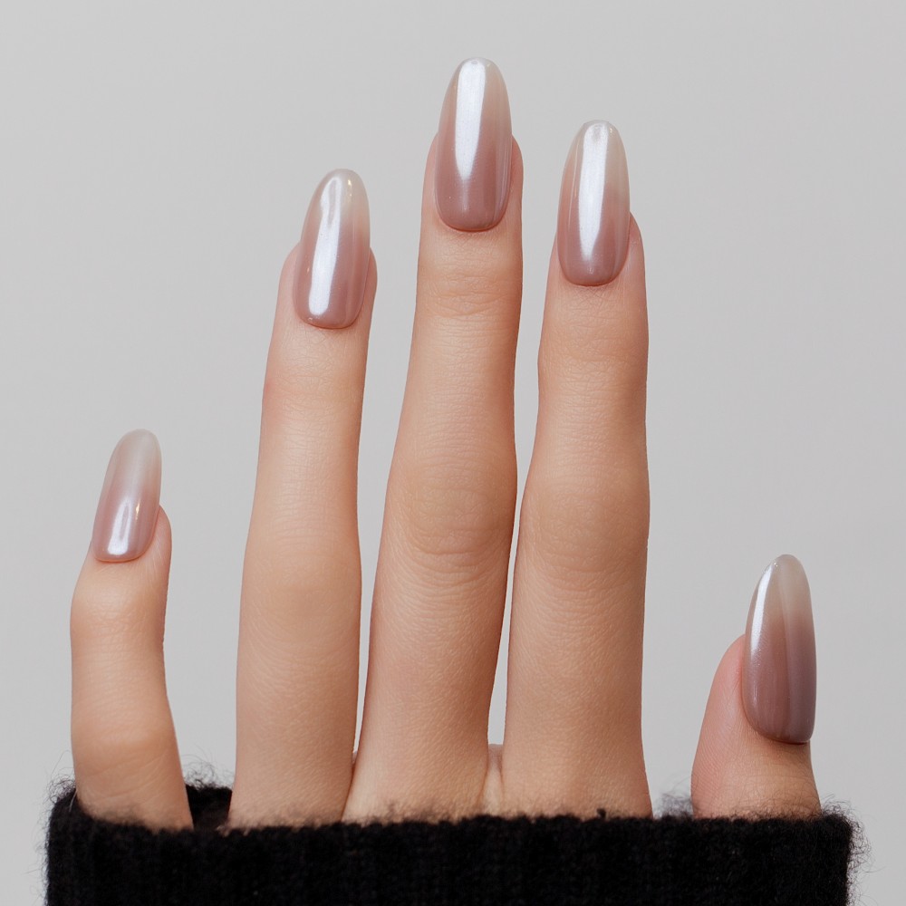 Faux ongles press-on chrome Hailey – Perle Beige | Kazinails