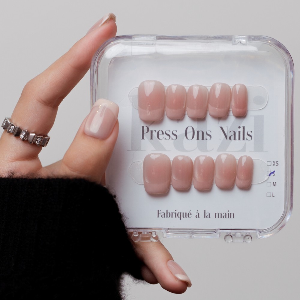 Kazinails – Rose Nacré | Élégance Naturelle & Fait Main