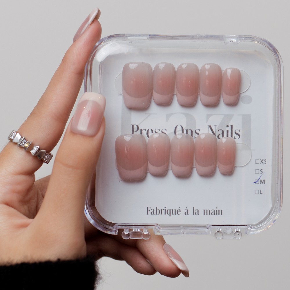 Kazinails – Rose Nacré | Élégance Naturelle & Fait Main