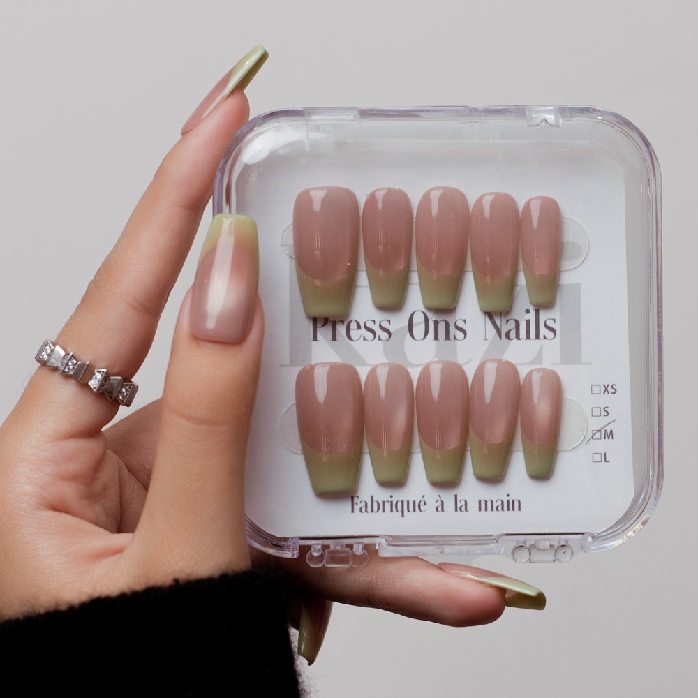 Faux ongles press-on French matcha – Nuance Matcha | Kazinails