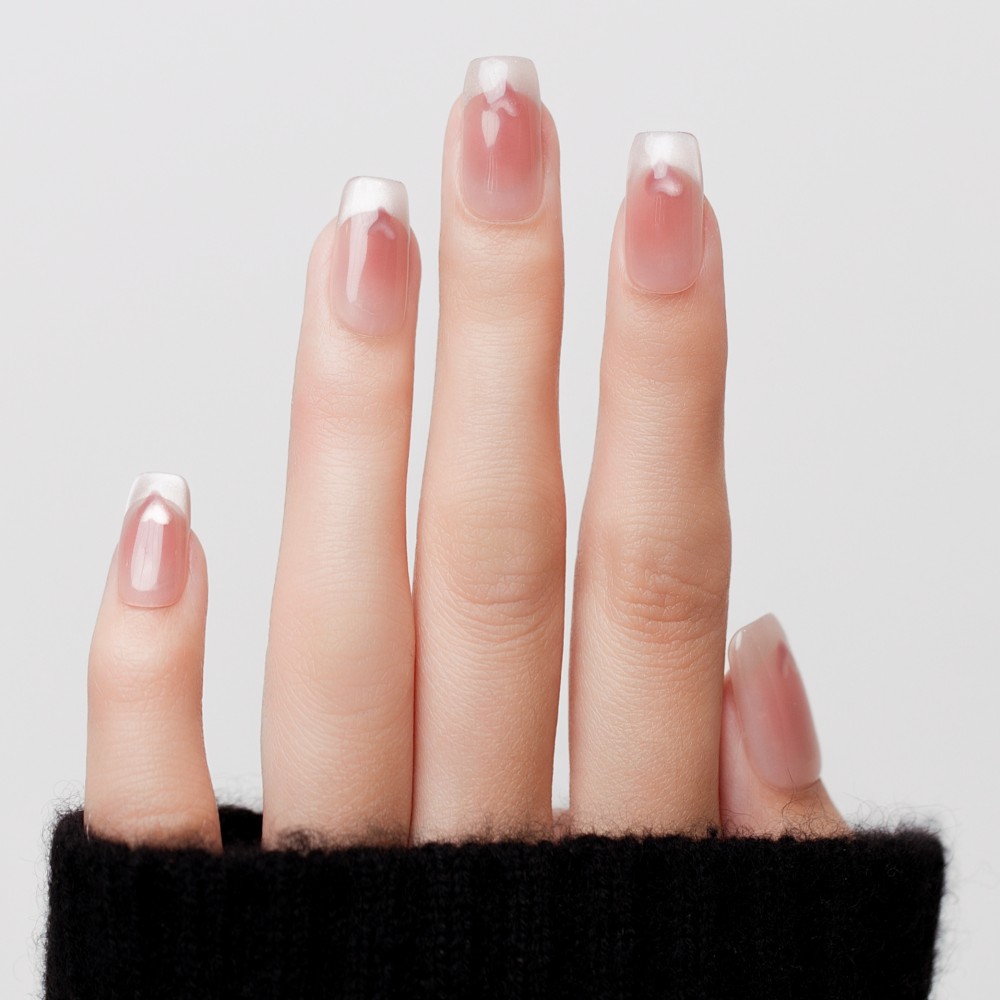 Kazinails : faux ongles faits à la main – Rouge Intime, cœur 3D