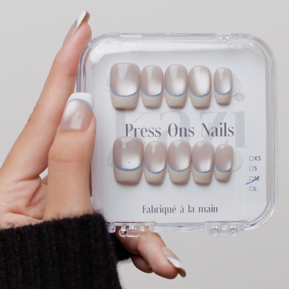 Faux ongles press-on French bleue – Bleu Neige | Kazinails