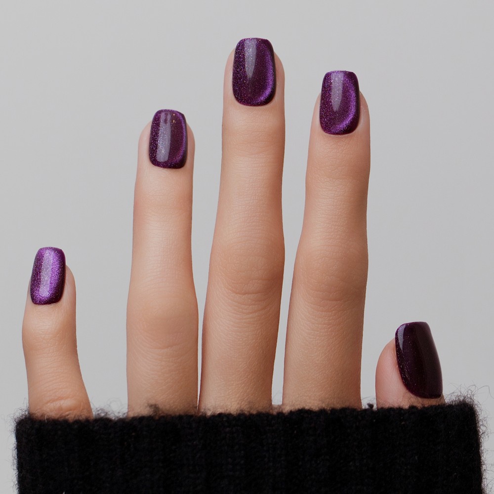 Kazinails faux ongles faits à la main – Modèle Chimère violet irisé