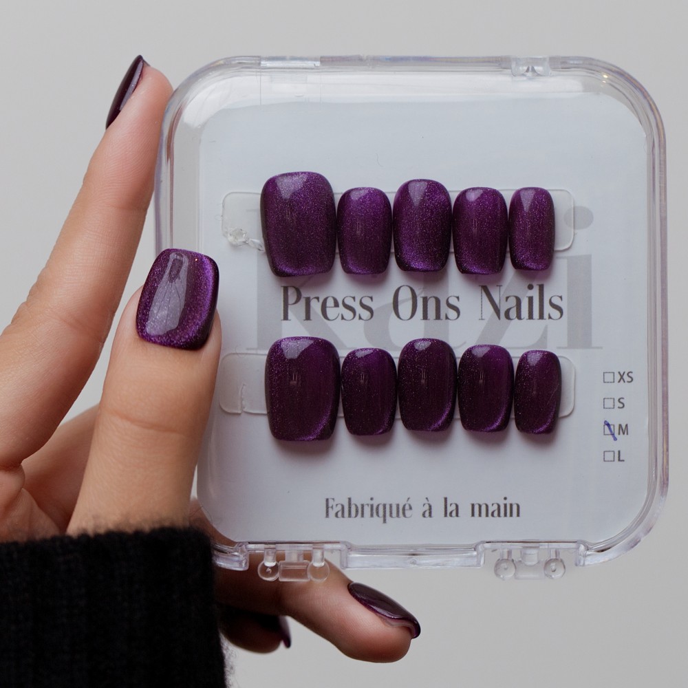 Kazinails faux ongles faits à la main – Modèle Chimère violet irisé