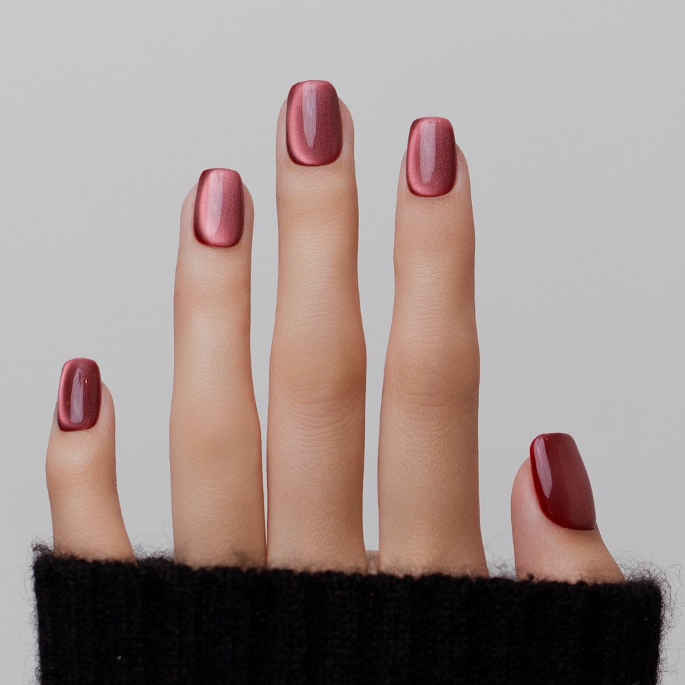 Kazinails | Carmine - Faux Ongles Rouge Élégant et Sophistiqué