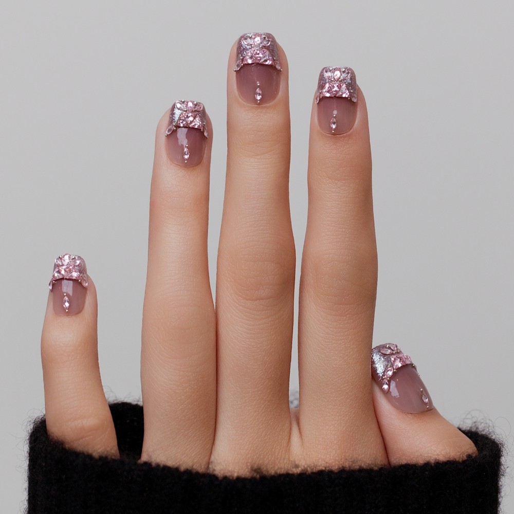 Kazianails Faux ongles faits à la main – Paradis : Élégance rose nude et cristaux argentés