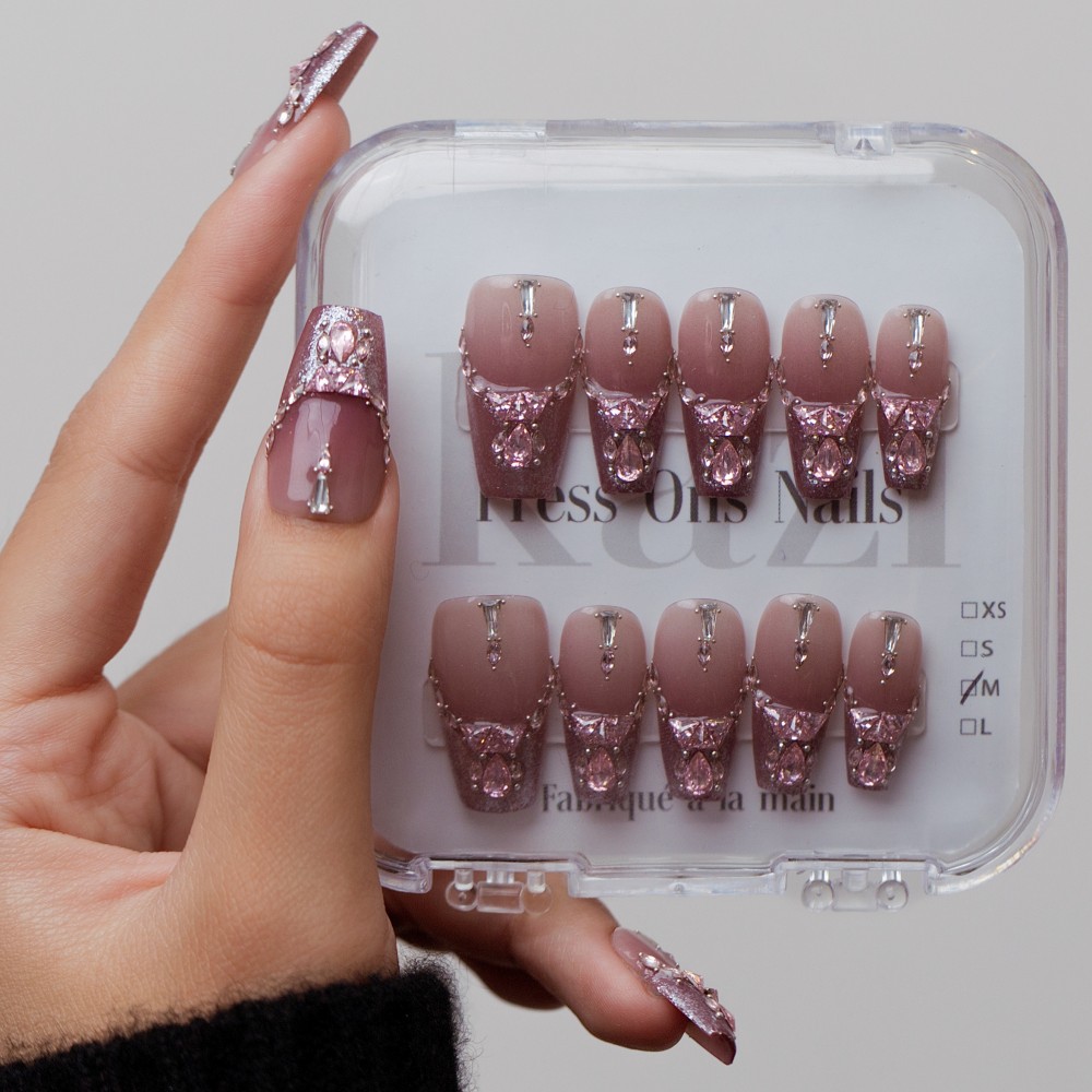 Kazianails Faux ongles faits à la main – Paradis : Élégance rose nude et cristaux argentés