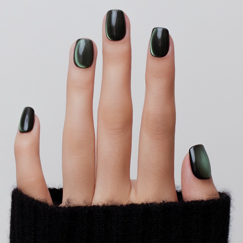 Kazinails Reflet Vert – Faux Ongles Métallisés Vert Émeraude Effet Cat eyes