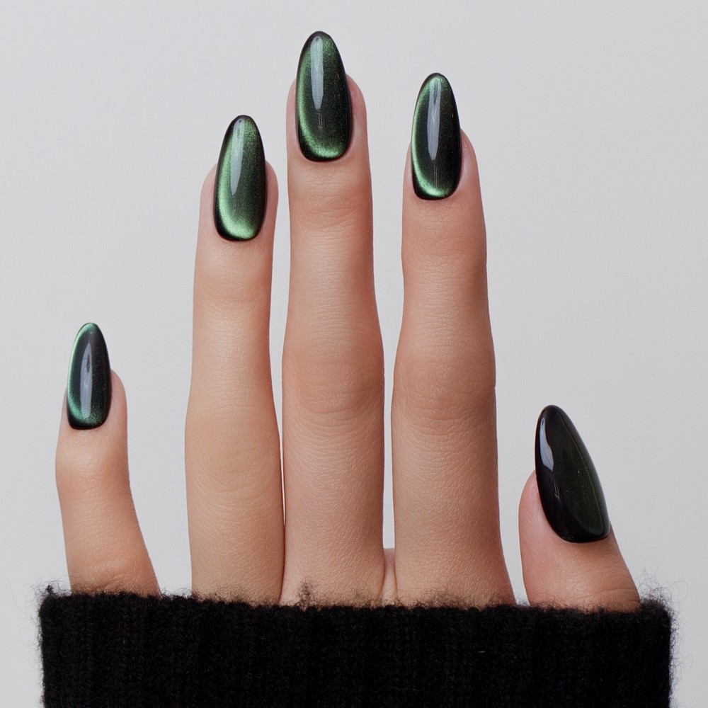 Kazinails Reflet Vert – Faux Ongles Métallisés Vert Émeraude Effet Cat eyes
