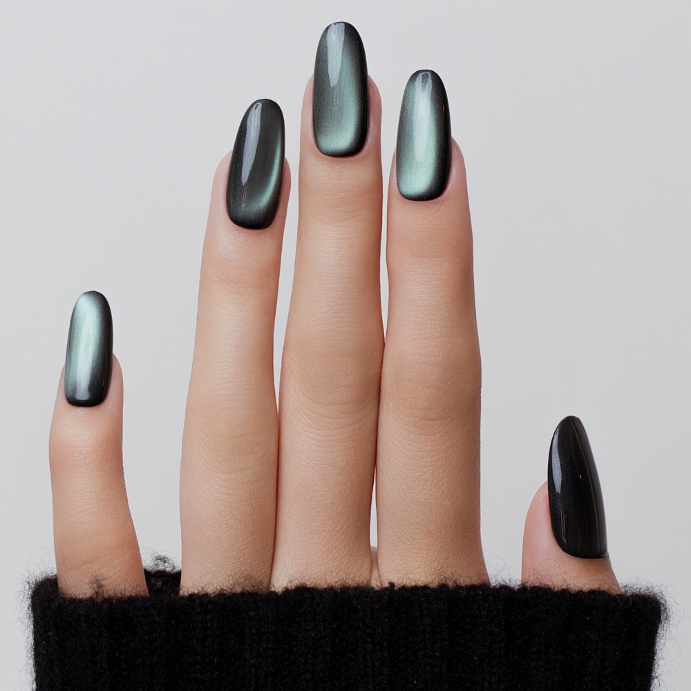 Kazinails Reflet Vert – Faux Ongles Métallisés Vert Émeraude Effet Cat eyes