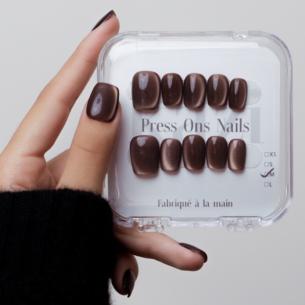 Faux ongles press-on cat eye brun – Noir Bruni | Kazinails