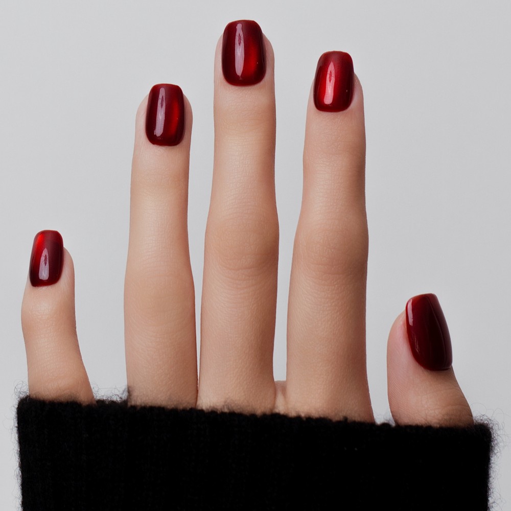 Faux ongles press-on cat eye rouge – Rubis Royal | Kazinails