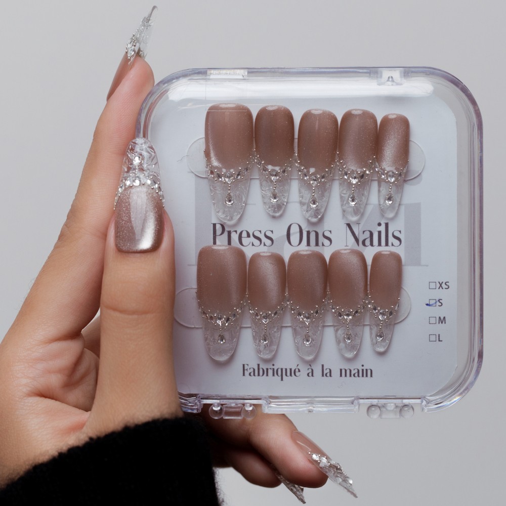 "Glaze" False Nails – Elegant Crystal Shine for Sophisticated Manicures
