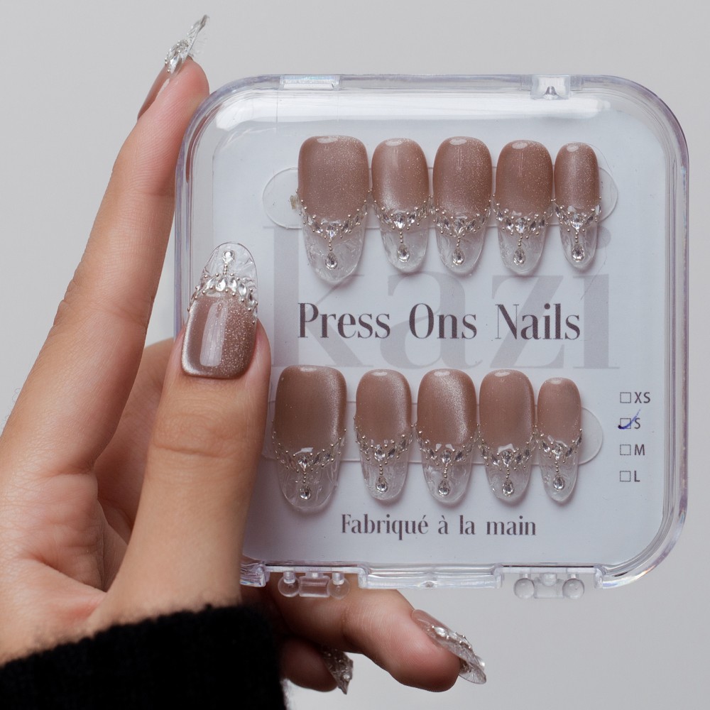 "Glaze" False Nails – Elegant Crystal Shine for Sophisticated Manicures