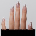 Faux Ongles Rive Gauche Élégance Minimaliste par le chic parisien