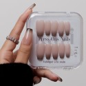 Faux Ongles Cool Babe: Dégradé Élégant avec Une Touche Métallique Chic