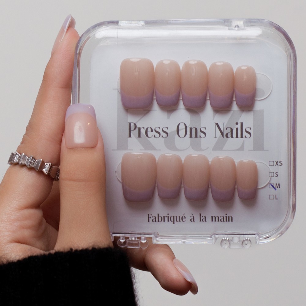 "Lucky Lavender" False Nails – Pastel Lavender with Modern Minimalist Design