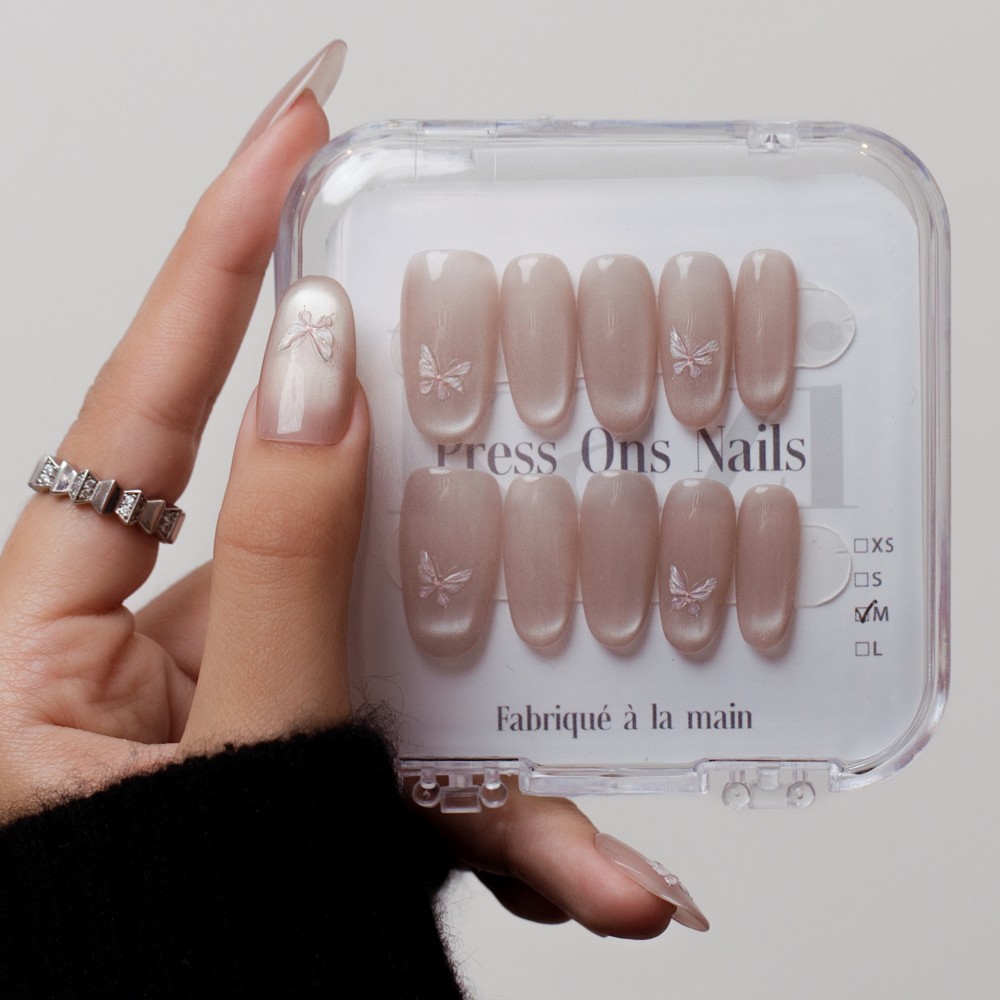Faux Ongles Spring Blossom: Une manucure soignée, durable et réutilisable