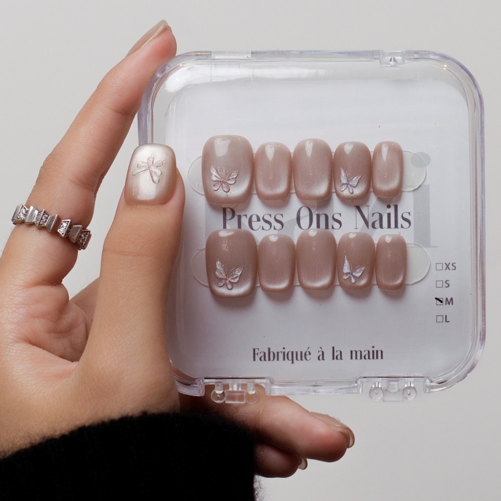 Faux Ongles Spring Blossom: Une manucure soignée, durable et réutilisable