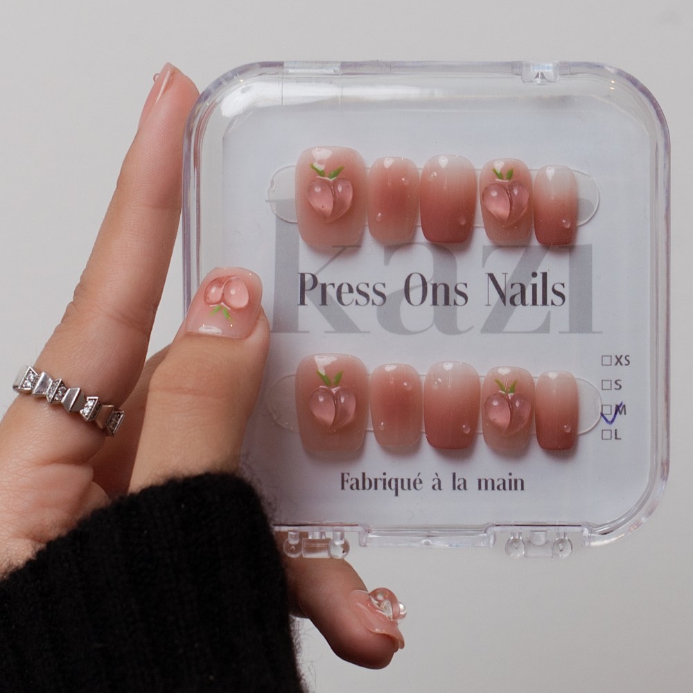 Faux Ongles Peachy Dream: Une manucure soignée, durable et réutilisable