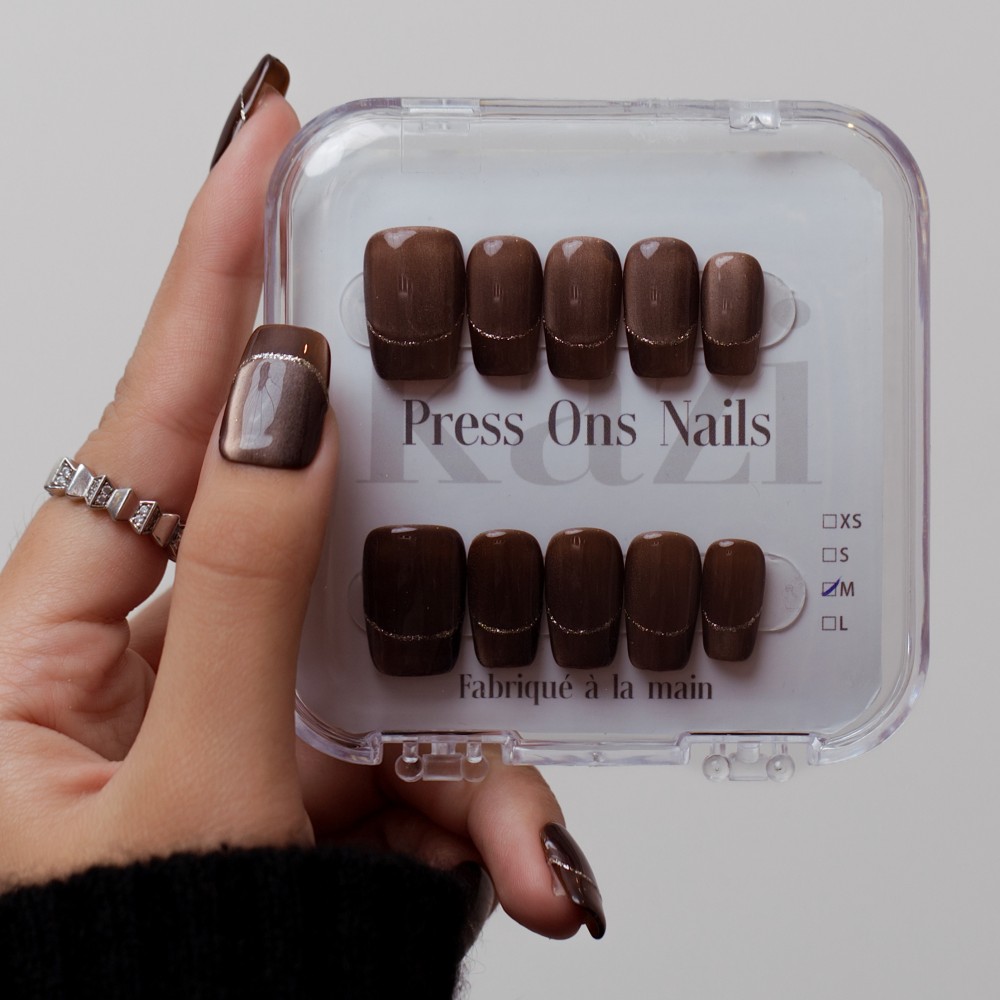 Faux Ongles Gold Finger |  Faits à la mains | Manicure réutilisable et durable