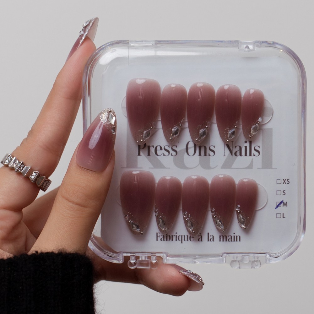 Faux Ongles Flowery | Qualité premium à prix abordable | Facilité d’application