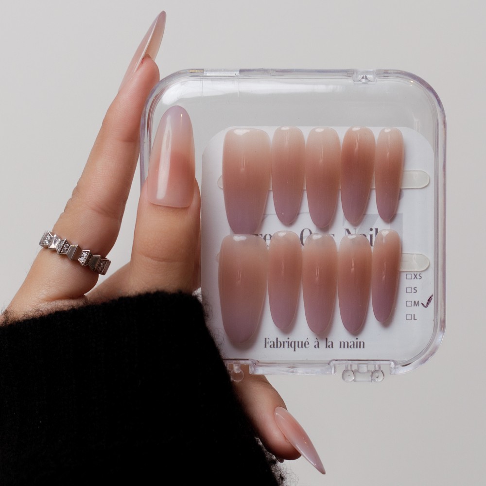 Faux Ongles Unfreeze : Une manucure soignée, durable et réutilisable