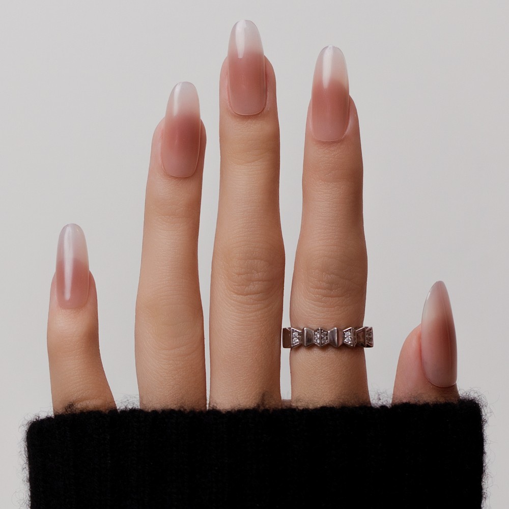 Faux Ongles Unfreeze : Une manucure soignée, durable et réutilisable