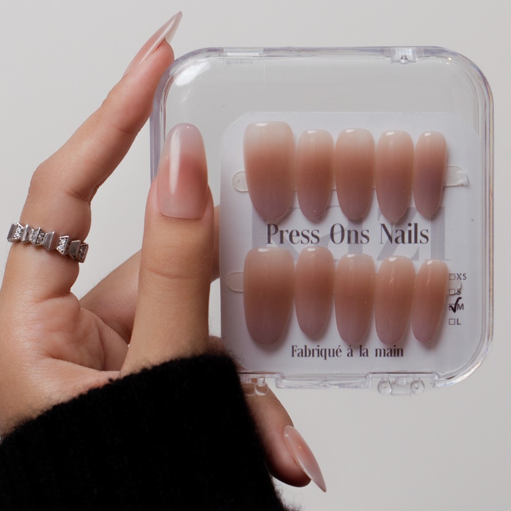 Faux Ongles Unfreeze : Une manucure soignée, durable et réutilisable