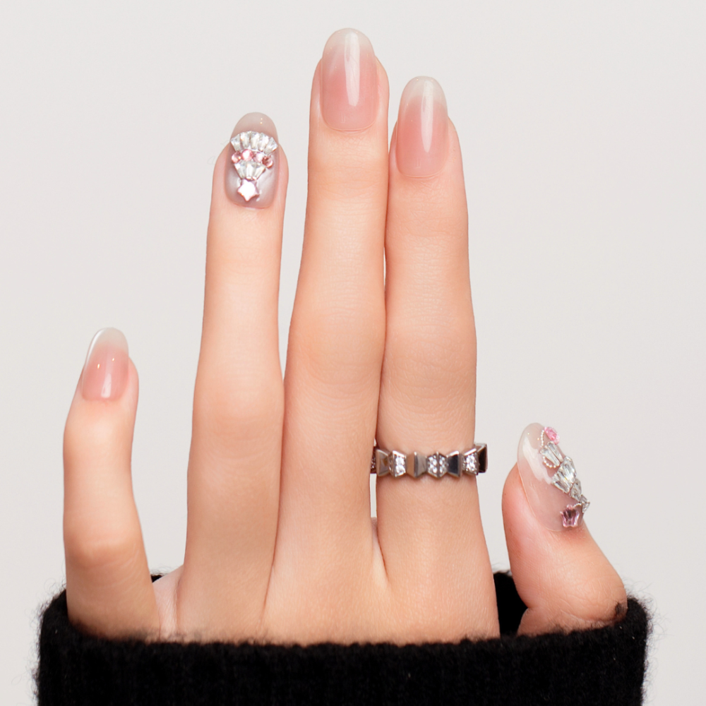 Crystal Noël
