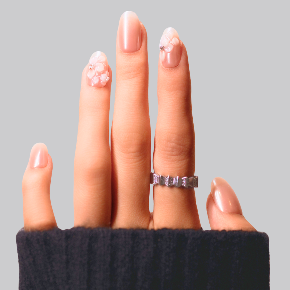 Kazinails faux ongles faits main – Modèle Éclosion