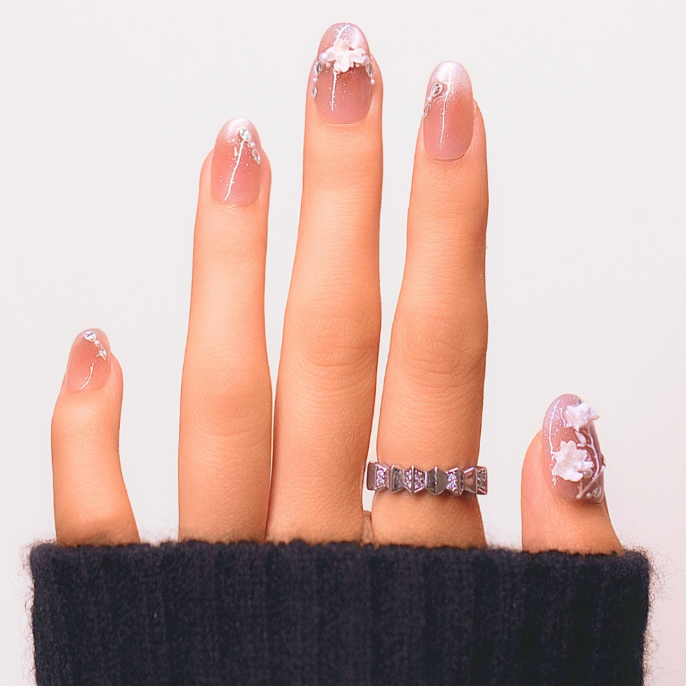 Faux ongles press-on fleuris Daisy – nude rosé | Kazinails