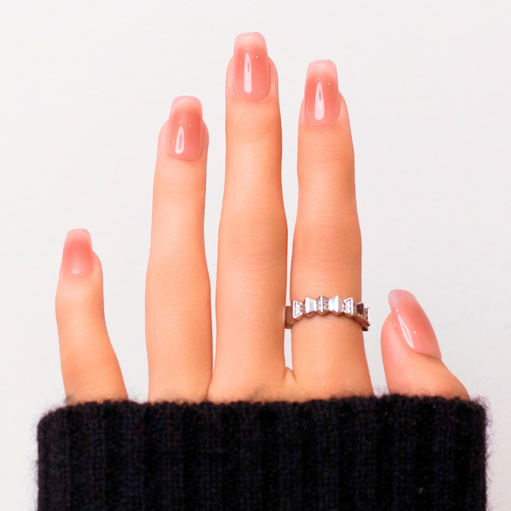Press on nails Pitaya  Kazinails : A neat, durable and reusable manicure