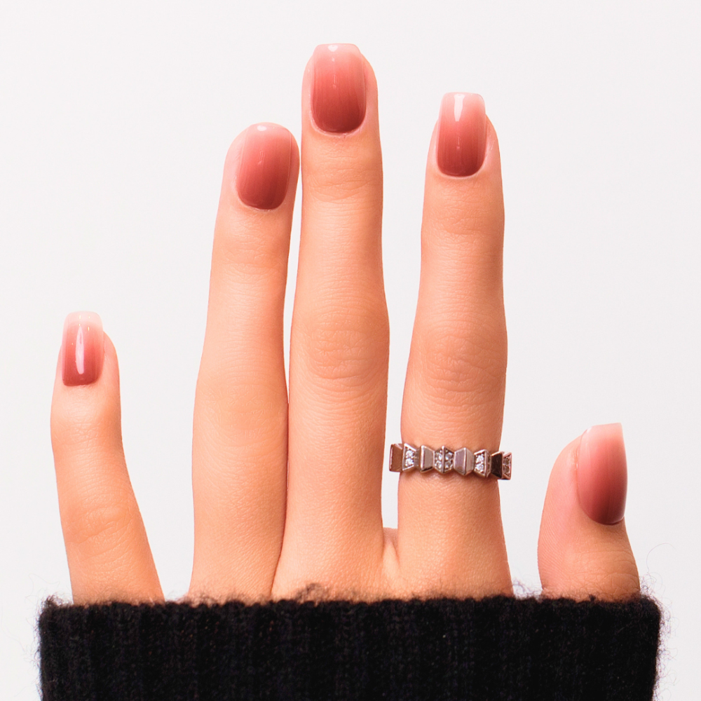 Faux Ongles Poison : Une manucure soignée, durable et réutilisable
