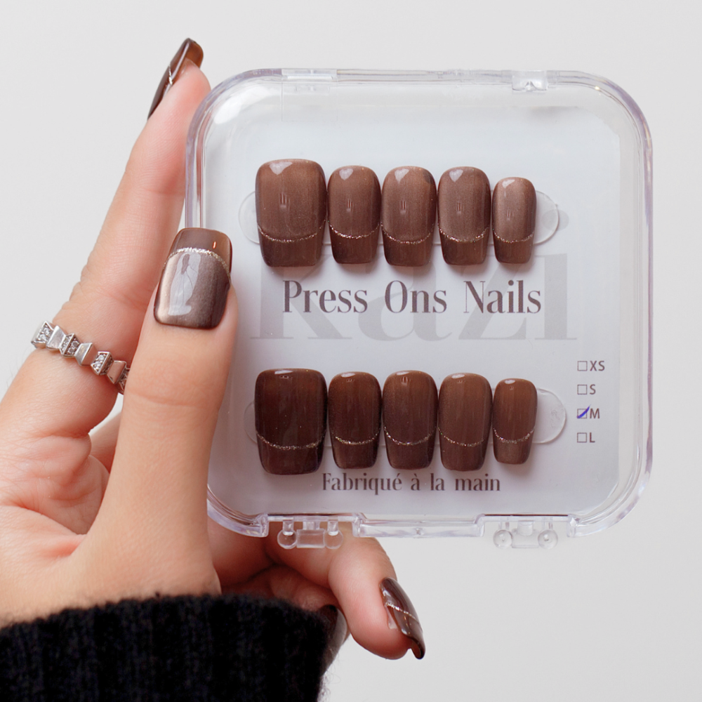Press on nails Gold Finger  Kazinails : Easy to apply, salon-quality style
