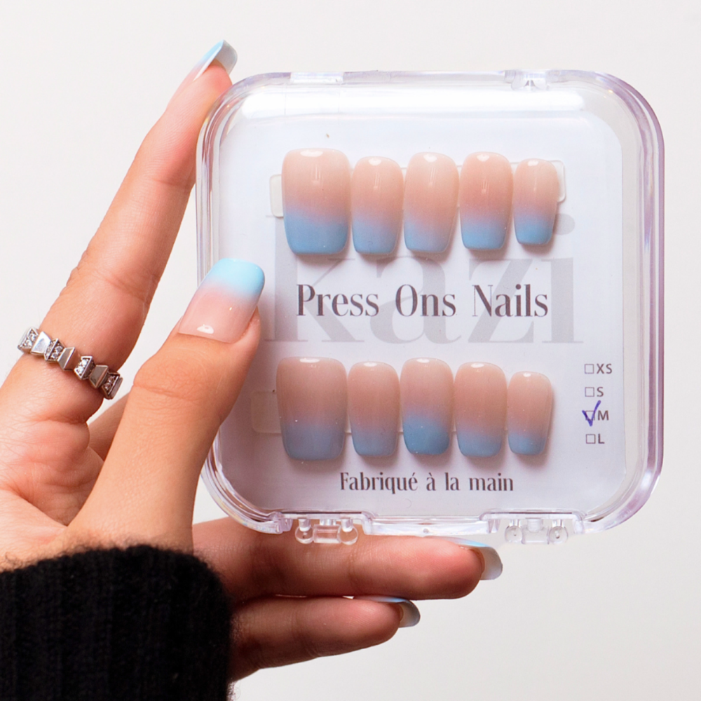 Press on nails Skyfall  Kazinails : A neat, durable and reusable manicure