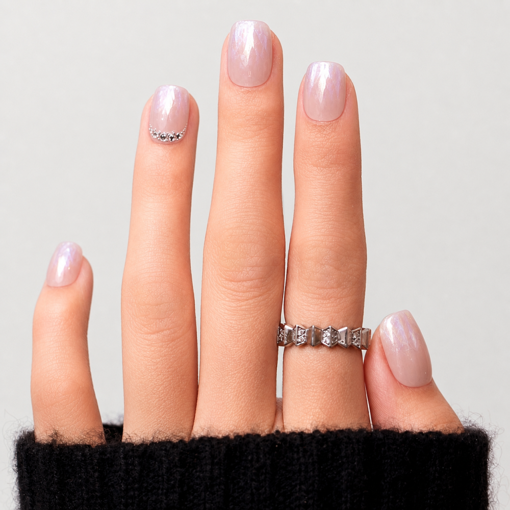 Brume Perlée – Faux Ongles Press-On Nude Nacré | Kazinails