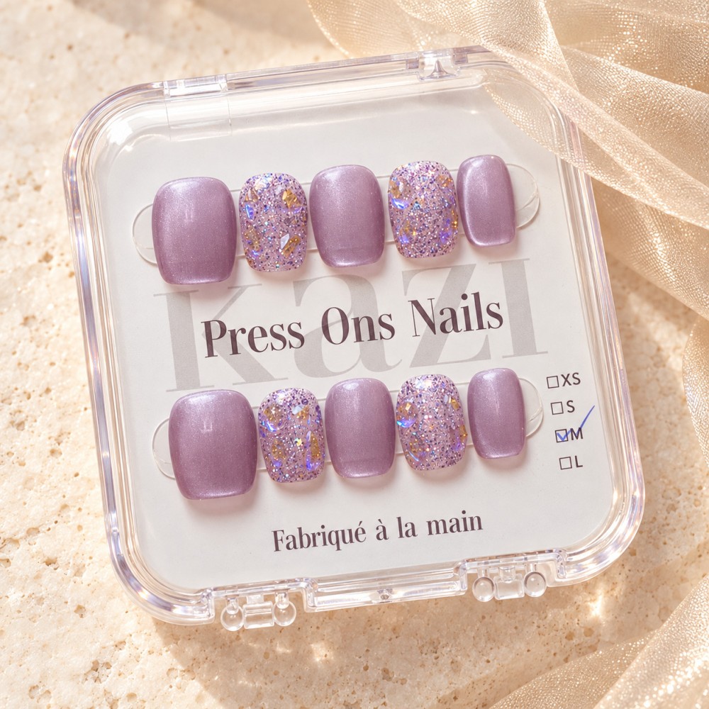 Galaxy – Press-on nails mauve et paillettes irisées | Kazinails
