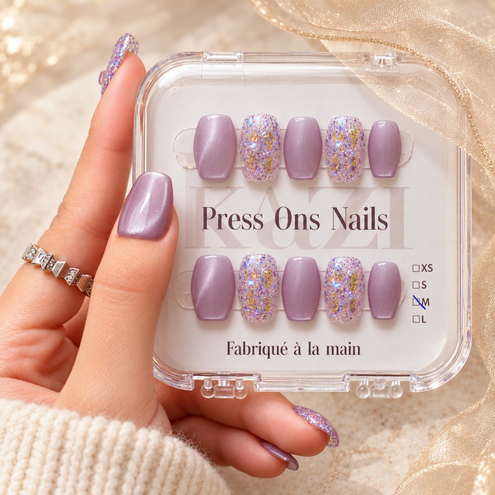 Galaxy – Press-on nails mauve et paillettes irisées | Kazinails