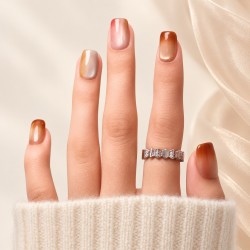 Skittles Carrée Court — press-on nails cat eye caramel, corail et champagne, vue portée