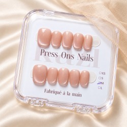Gossip Girl – press-on nails nude rosé cat eye – Carrée Courte – coffret