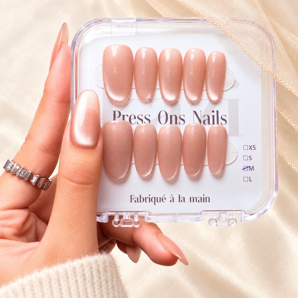 Gossip Girl – Faux ongles nude rosé cat eye | Kazinails