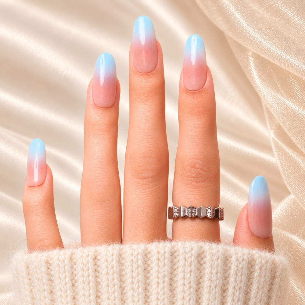 Faux ongles bleu ciel dégradé – Skyfall | Kazinails