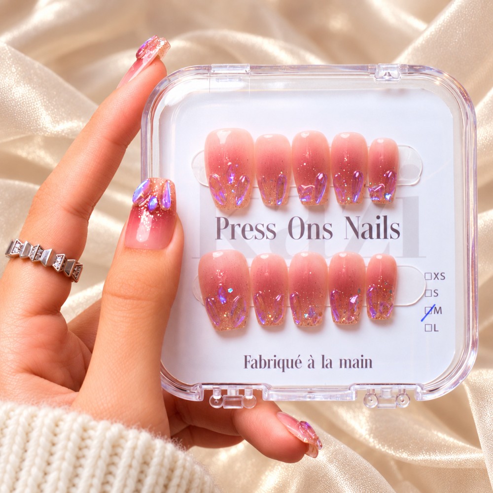 Kazinails | Faux Ongles Bubble Heart: Dégradé Rouge, Brillance & Élégance