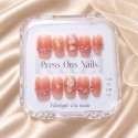 Faux Ongles Petite Princesse : Une Manucure Soignée, Durable et Réutilisable