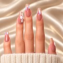 Faux Ongles Stargaze: Éclat Floral pour Vos Mains