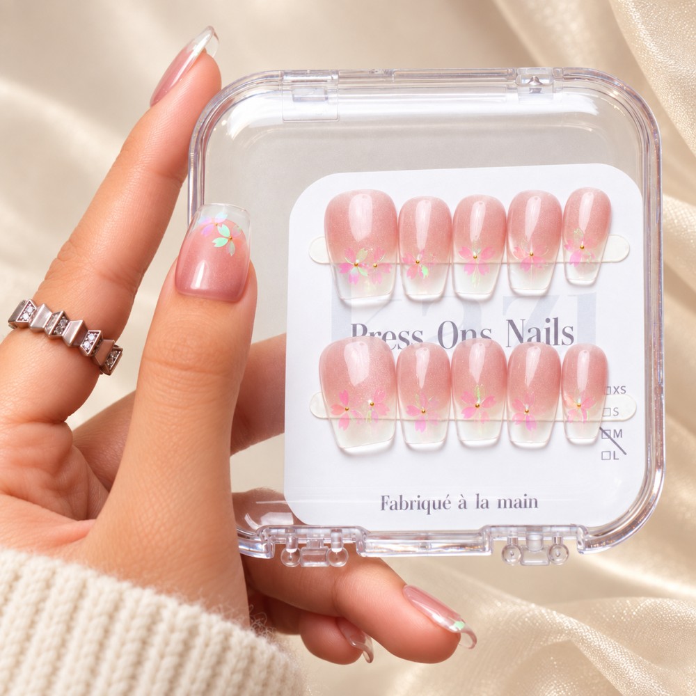 Faux Ongles Sakura : Élégance Gracieuse avec une Touche Florale |  Press on nails