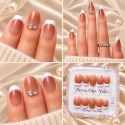 Faux Ongles Isabella: French Manucure Classique avec une Touche Moderne
