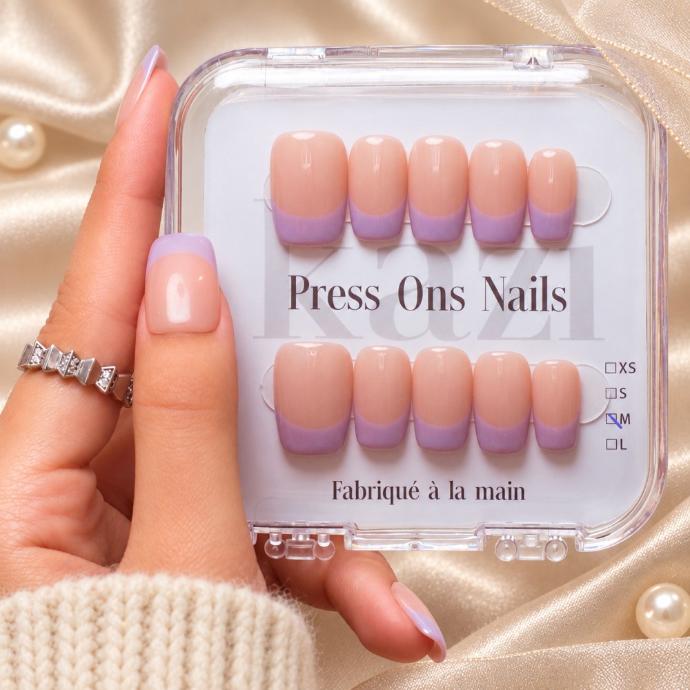 Faux Ongles Lucky Lavender: Lavande Pastel avec Design Minimaliste Moderne